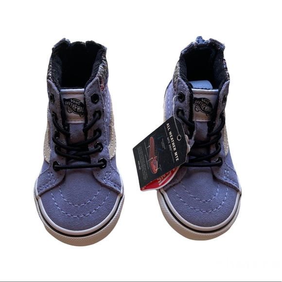 Vans - Picture 2 of 3